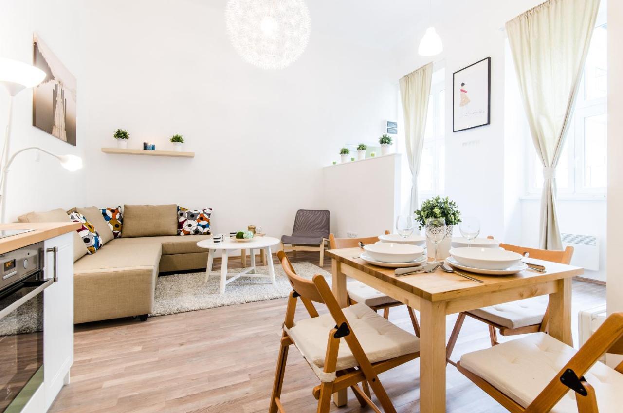 N28 Deluxe Apartment ブダペスト エクステリア 写真