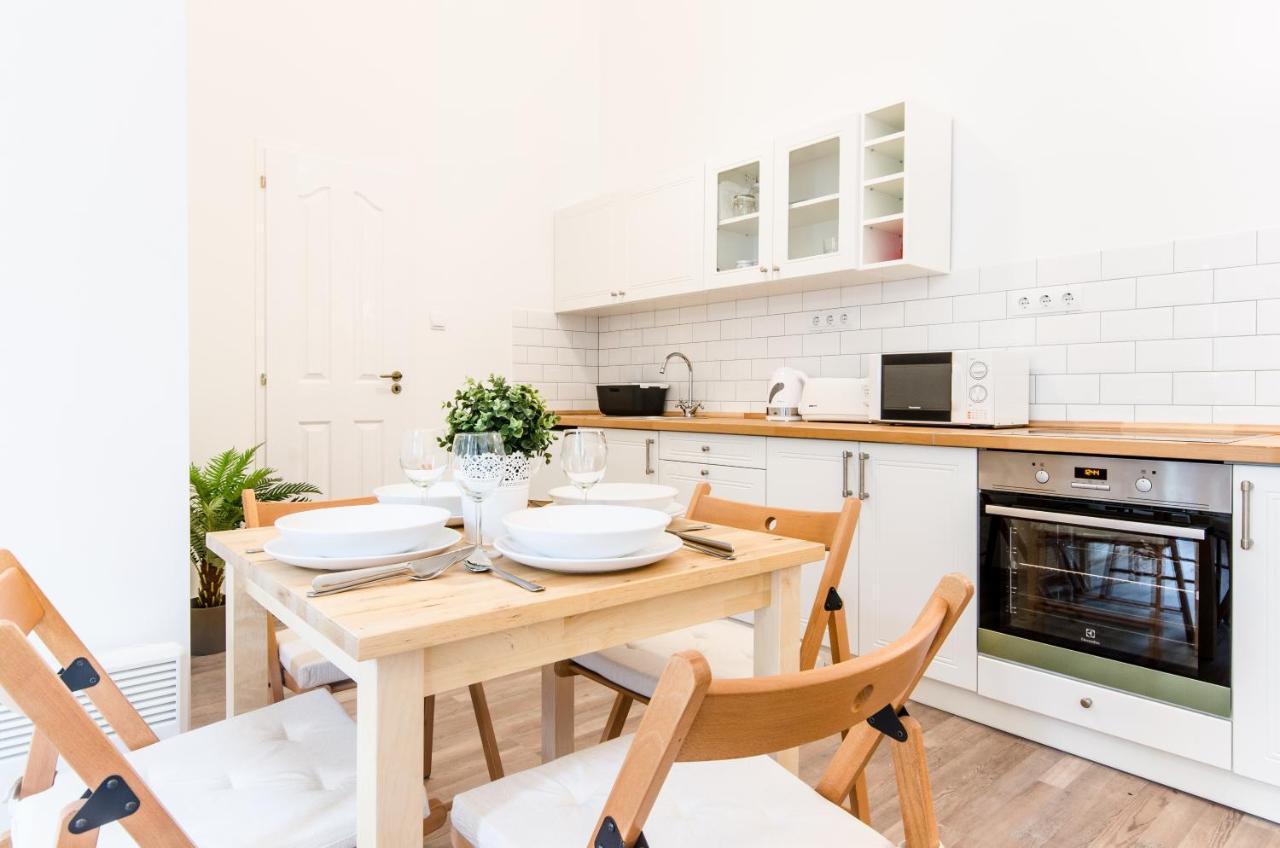 N28 Deluxe Apartment ブダペスト エクステリア 写真