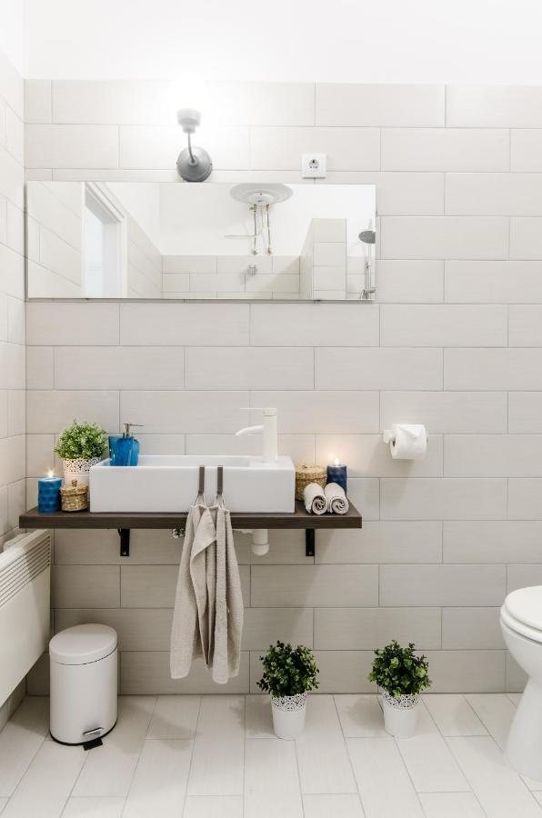 N28 Deluxe Apartment ブダペスト エクステリア 写真